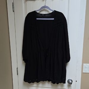 Torrid Plus Size 2x Elegant Women's Black Blouse Wrap with Lace Accents